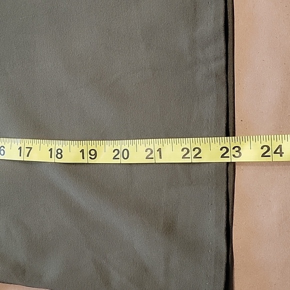 Express Size M Army Green Short Sleeve Shirt, Attached Sash Belt, Exc. Used Cond - Picture 8 of 10